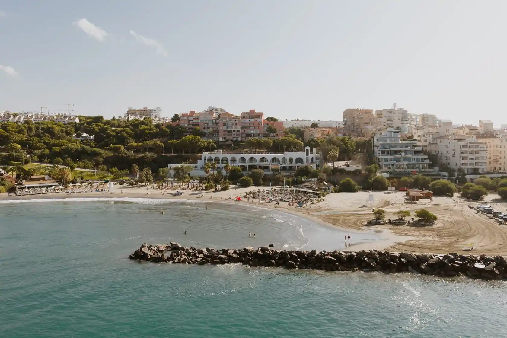 Playa del Cristo, Estepona — vista aérea